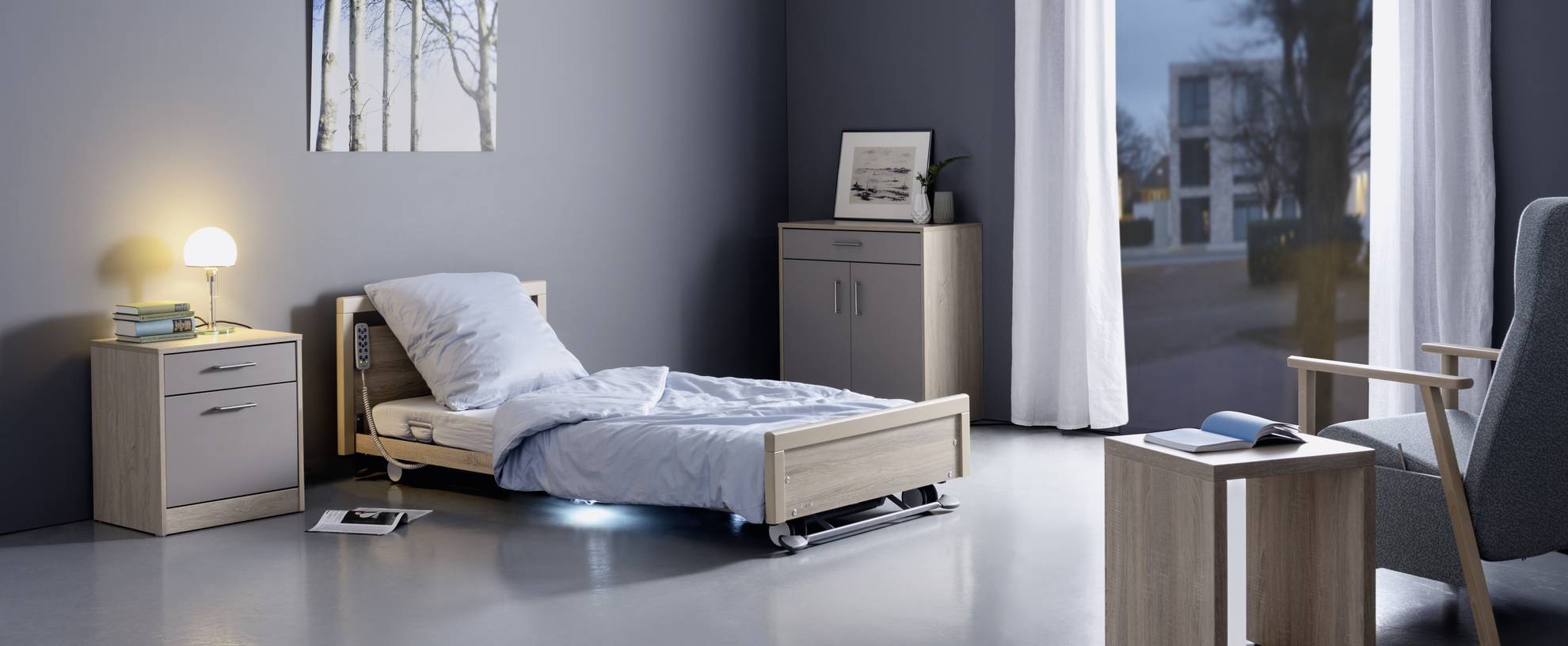 Stürze und schwere Sturzfolgen gehören zu den Gründen, wieso sich der Pflegezustand eines Bewohners drastisch verschlechtern kann. Fast ein...